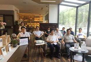 新華書(shū)店集團(tuán)舉辦“傳承國(guó)粹 健康生活”中醫(yī)養(yǎng)生與保健專題健康講座